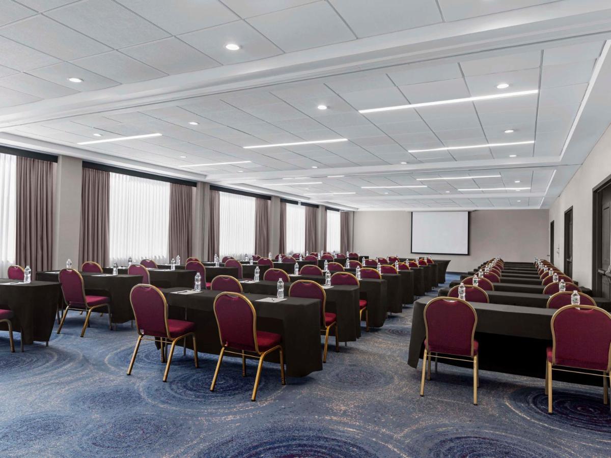 Doubletree By Hilton Fort Lee/George Washington Bridge Экстерьер фото