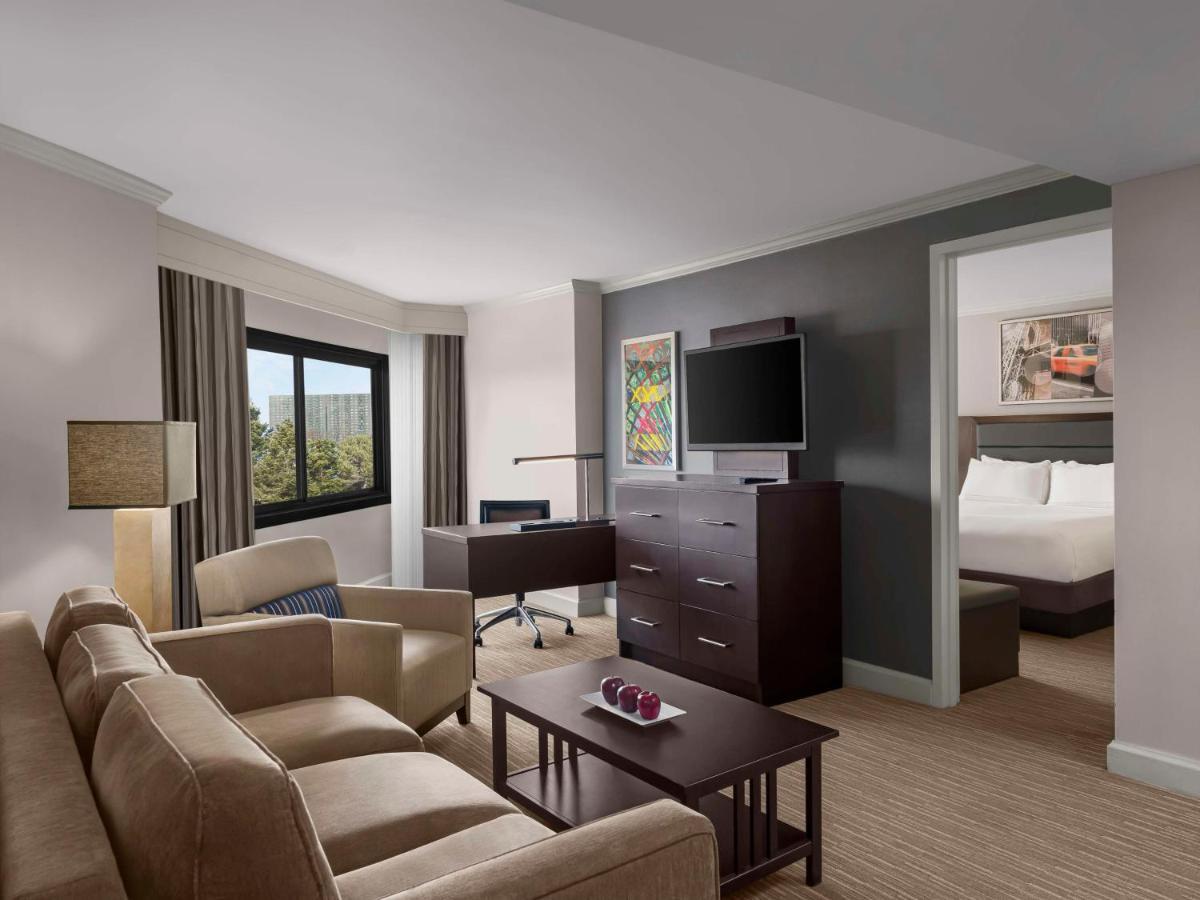 Doubletree By Hilton Fort Lee/George Washington Bridge Экстерьер фото