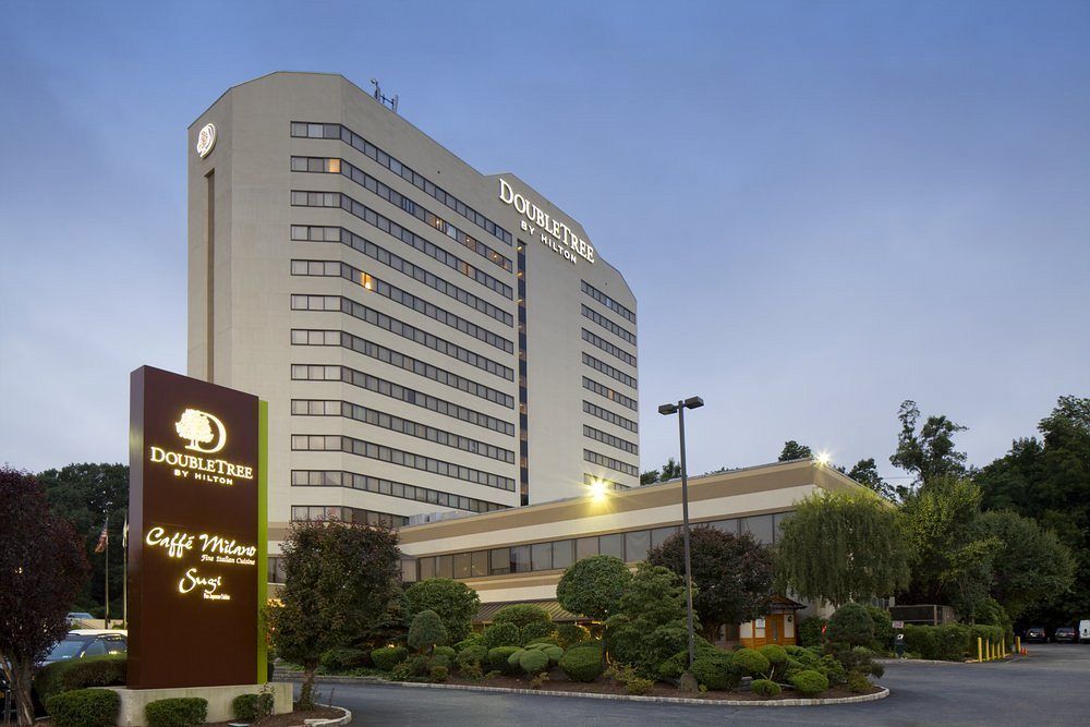 Doubletree By Hilton Fort Lee/George Washington Bridge Экстерьер фото