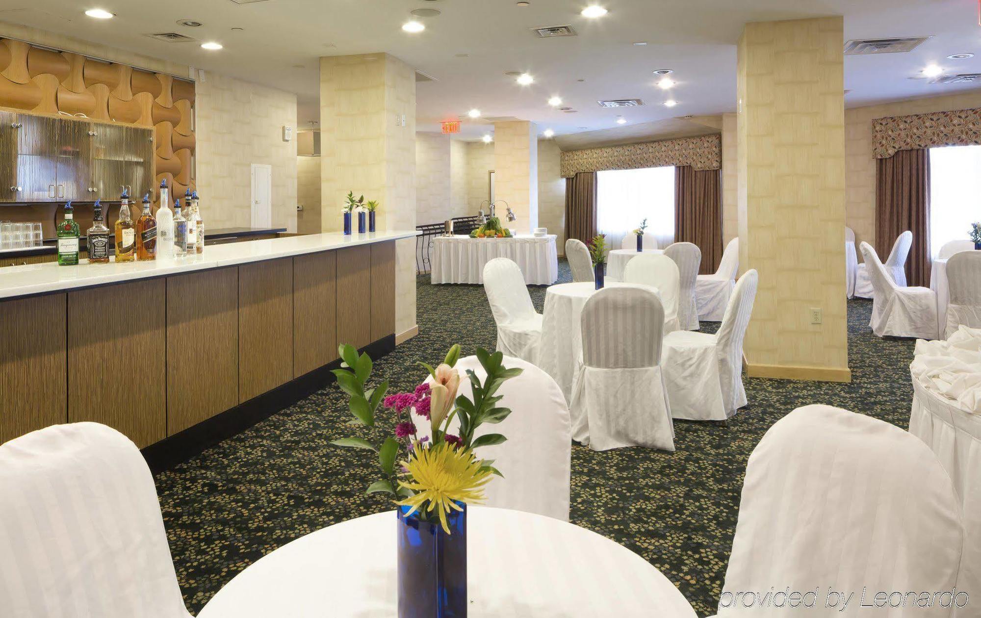 Doubletree By Hilton Fort Lee/George Washington Bridge Экстерьер фото